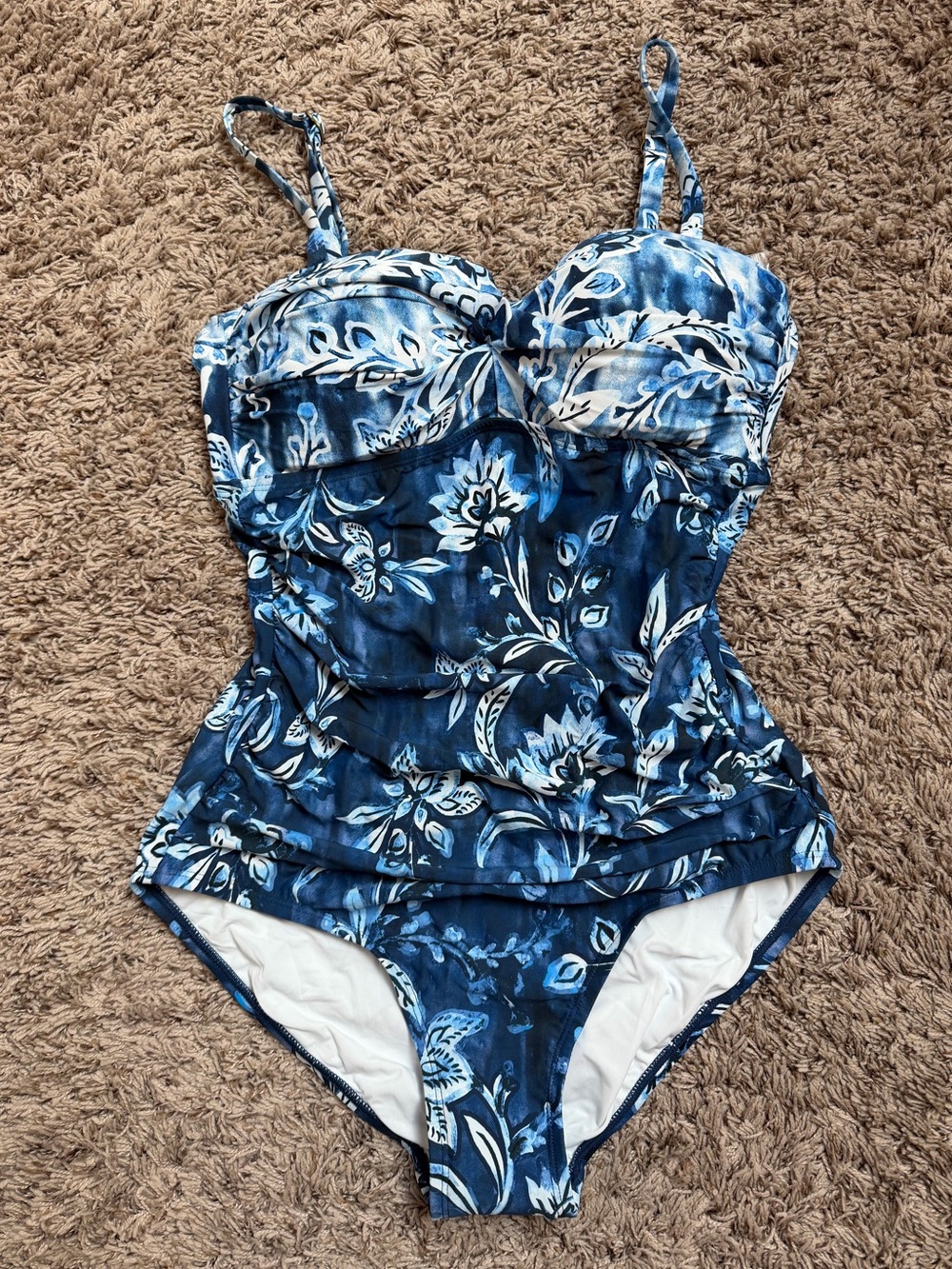 NWT Jantzen Fiona Bandeau Tummy Control One Piece Swimsuit Size 8